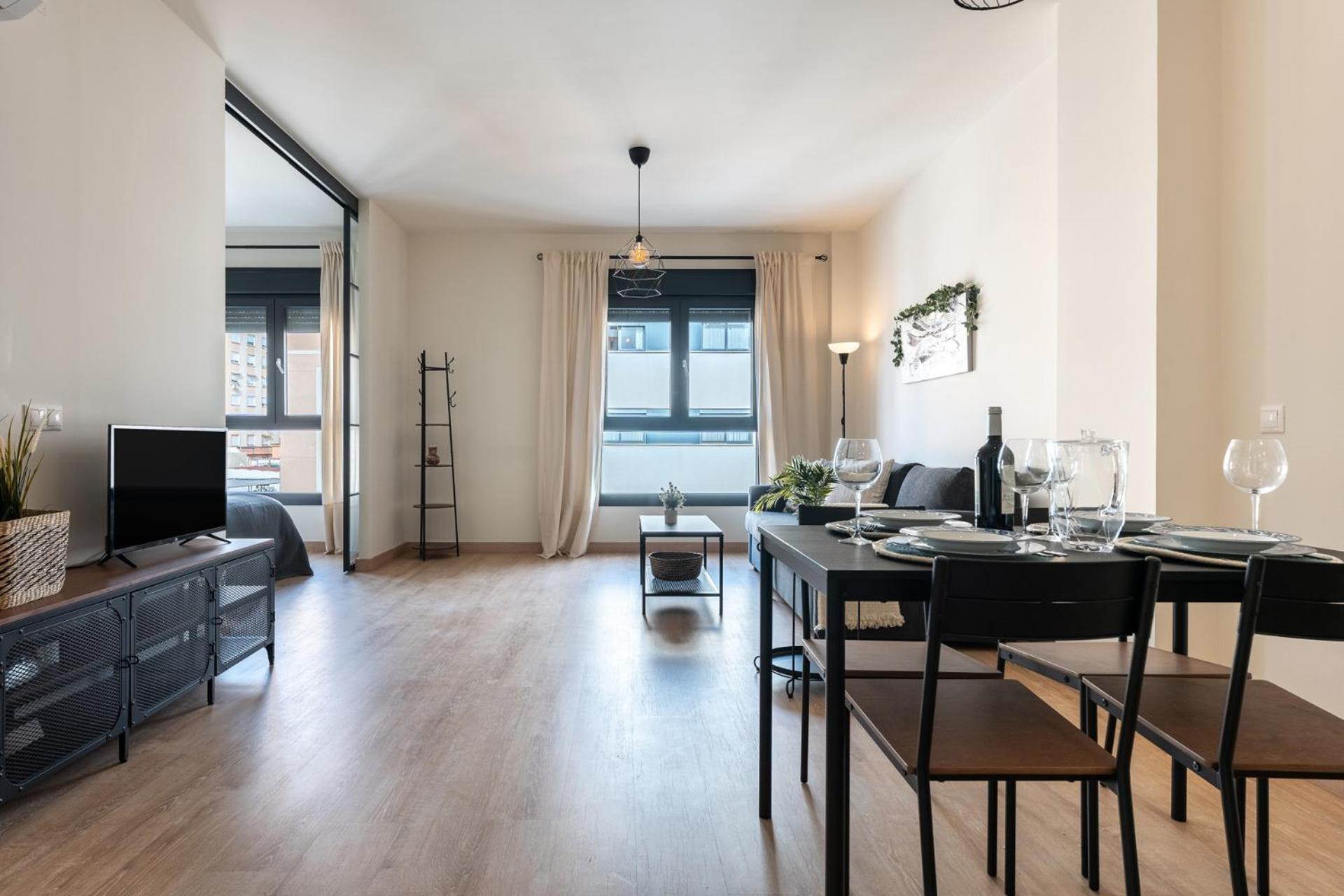 Malagasuite Comfortable Home Apartments Eksteriør billede