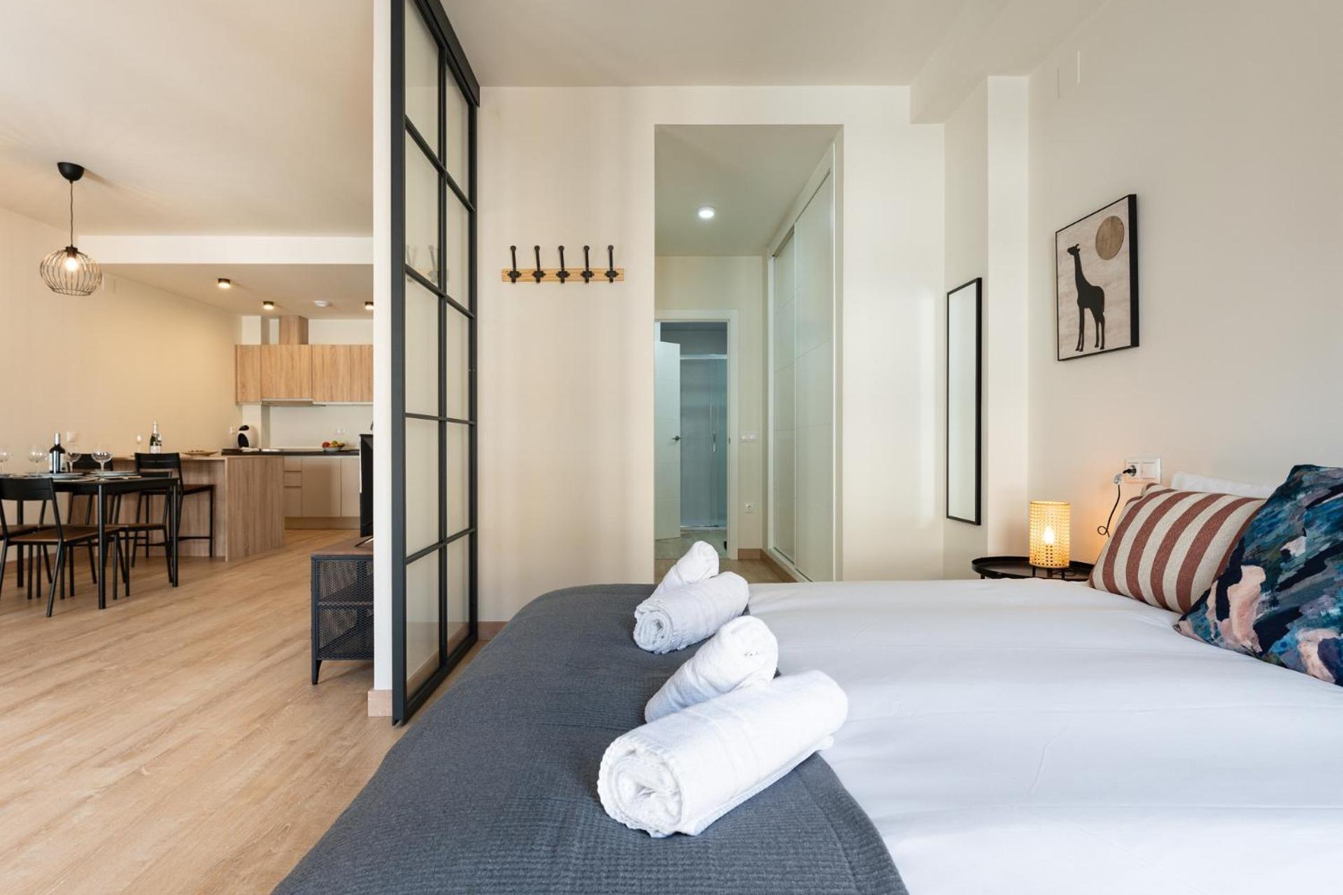 Malagasuite Comfortable Home Apartments Eksteriør billede